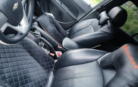 Chevrolet Cruze II, 2010 год, 575 000 рублей, 3 фотография