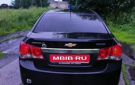 Chevrolet Cruze II, 2010 год, 575 000 рублей, 6 фотография