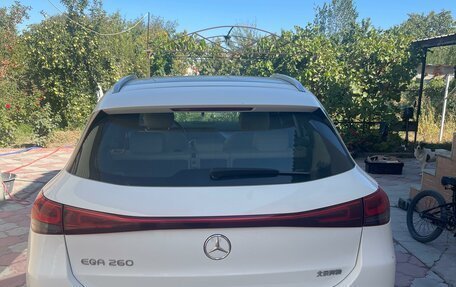 Mercedes-Benz EQA, 2022 год, 3 000 000 рублей, 4 фотография