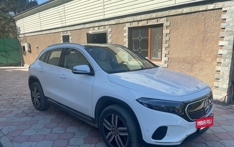 Mercedes-Benz EQA, 2022 год, 3 000 000 рублей, 2 фотография