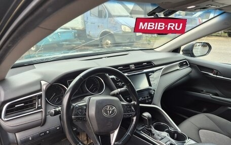Toyota Camry, 2018 год, 1 860 000 рублей, 5 фотография