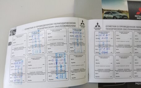 Mitsubishi Outlander III рестайлинг 3, 2022 год, 2 800 000 рублей, 24 фотография