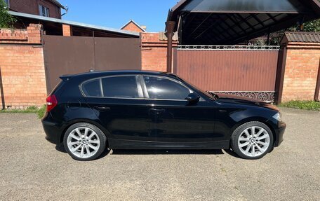 BMW 1 серия, 2009 год, 700 000 рублей, 7 фотография
