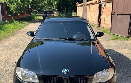 BMW 1 серия, 2009 год, 700 000 рублей, 14 фотография