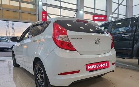 Hyundai Solaris II рестайлинг, 2016 год, 999 000 рублей, 4 фотография