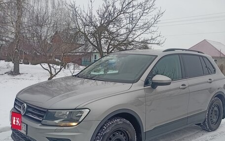 Volkswagen Tiguan II, 2018 год, 1 950 000 рублей, 6 фотография