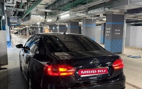 Volkswagen Jetta VI, 2013 год, 1 075 000 рублей, 6 фотография
