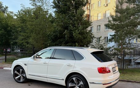 Bentley Bentayga I, 2016 год, 15 800 000 рублей, 3 фотография