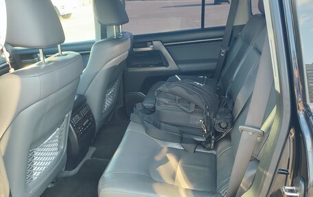 Toyota Land Cruiser 200, 2008 год, 2 600 000 рублей, 13 фотография