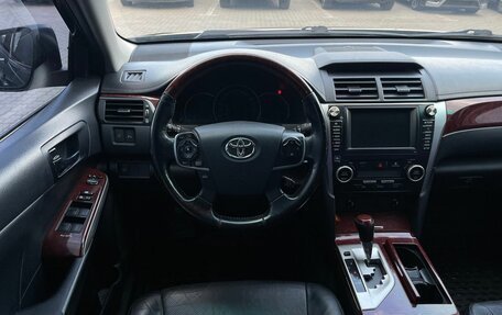 Toyota Camry, 2012 год, 1 660 000 рублей, 10 фотография