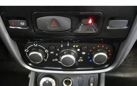 Renault Duster I рестайлинг, 2012 год, 975 000 рублей, 11 фотография