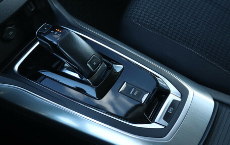 Peugeot 308 II, 2018 год, 1 260 000 рублей, 15 фотография