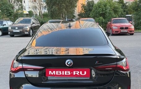 BMW M4, 2022 год, 8 200 000 рублей, 3 фотография