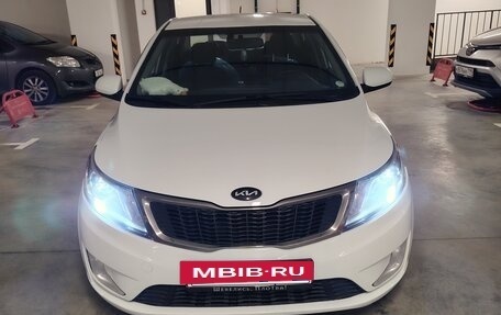 KIA Rio III рестайлинг, 2012 год, 850 000 рублей, 2 фотография