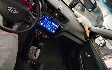 KIA Rio III рестайлинг, 2012 год, 850 000 рублей, 16 фотография