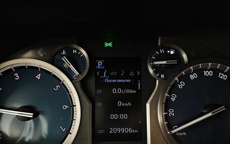 Toyota Land Cruiser Prado 150 рестайлинг 2, 2019 год, 4 529 000 рублей, 18 фотография