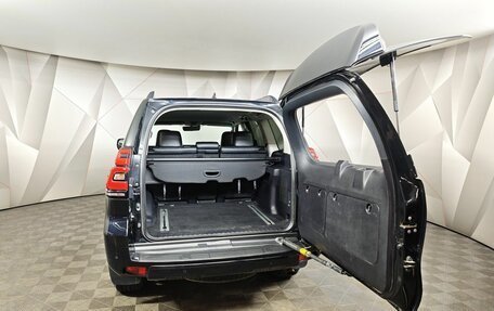 Toyota Land Cruiser Prado 150 рестайлинг 2, 2019 год, 4 529 000 рублей, 12 фотография