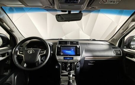 Toyota Land Cruiser Prado 150 рестайлинг 2, 2019 год, 4 529 000 рублей, 14 фотография