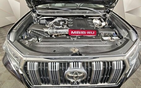 Toyota Land Cruiser Prado 150 рестайлинг 2, 2019 год, 4 529 000 рублей, 11 фотография