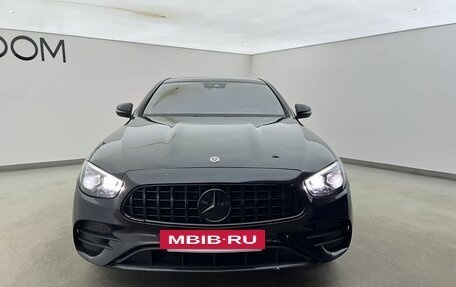 Mercedes-Benz E-Класс, 2021 год, 4 680 000 рублей, 3 фотография