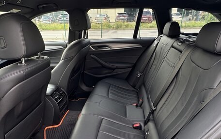 BMW 5 серия, 2018 год, 3 200 000 рублей, 15 фотография
