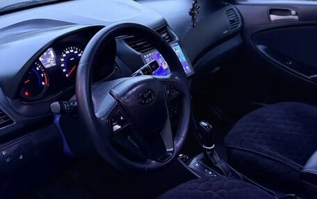 Hyundai Solaris II рестайлинг, 2015 год, 1 300 000 рублей, 7 фотография