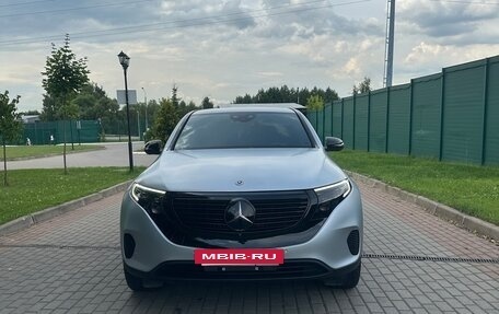 Mercedes-Benz EQC, 2019 год, 5 250 000 рублей, 6 фотография