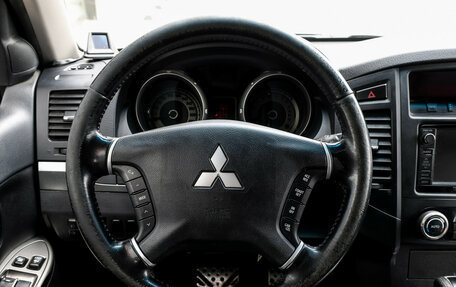 Mitsubishi Pajero IV, 2011 год, 1 829 000 рублей, 18 фотография