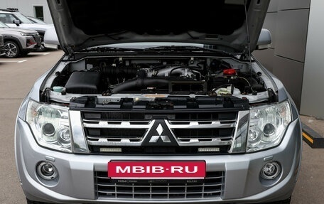 Mitsubishi Pajero IV, 2011 год, 1 829 000 рублей, 10 фотография