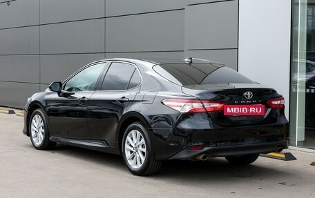 Toyota Camry, 2023 год, 3 399 000 рублей, 8 фотография
