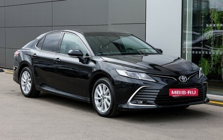 Toyota Camry, 2023 год, 3 399 000 рублей, 4 фотография
