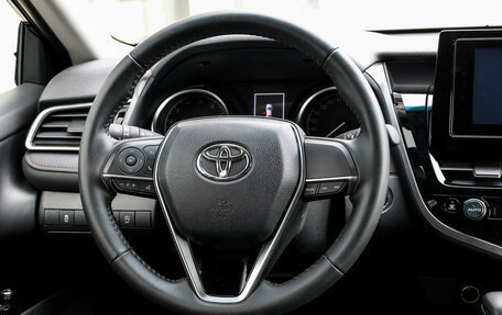 Toyota Camry, 2023 год, 3 399 000 рублей, 18 фотография