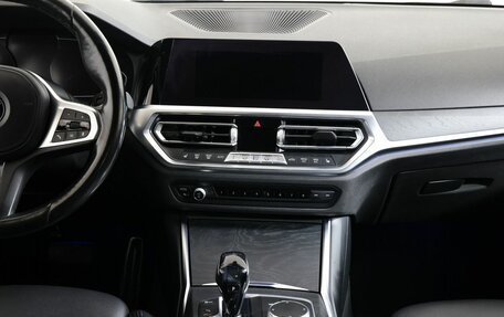 BMW 3 серия, 2021 год, 3 890 000 рублей, 16 фотография