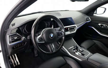 BMW 3 серия, 2021 год, 3 890 000 рублей, 12 фотография