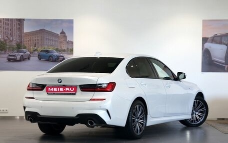 BMW 3 серия, 2021 год, 3 890 000 рублей, 5 фотография