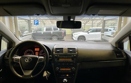 Toyota Avensis III рестайлинг, 2009 год, 760 000 рублей, 8 фотография