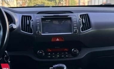 KIA Sportage III, 2010 год, 1 060 000 рублей, 12 фотография