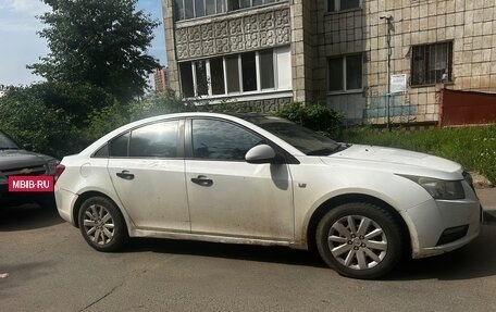 Chevrolet Cruze II, 2010 год, 350 000 рублей, 5 фотография