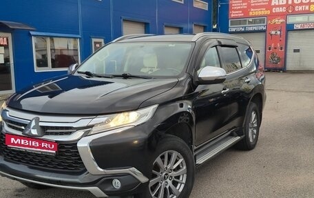 Mitsubishi Pajero Sport III рестайлинг, 2019 год, 3 800 000 рублей, 2 фотография