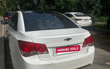 Chevrolet Cruze II, 2010 год, 350 000 рублей, 3 фотография