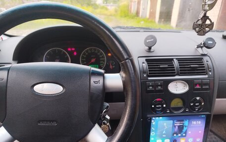 Ford Mondeo III, 2001 год, 250 000 рублей, 10 фотография