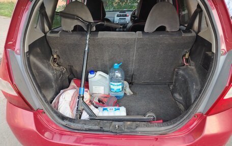 Honda Fit III, 2002 год, 300 000 рублей, 5 фотография