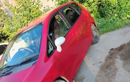Honda Fit III, 2002 год, 300 000 рублей, 6 фотография