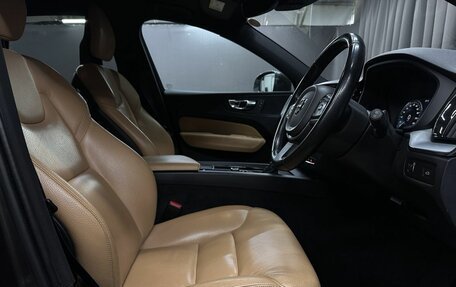 Volvo XC60 II, 2017 год, 2 989 999 рублей, 14 фотография