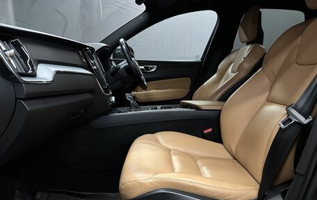 Volvo XC60 II, 2017 год, 2 989 999 рублей, 8 фотография