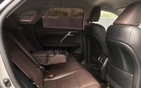 Lexus RX IV рестайлинг, 2018 год, 3 950 000 рублей, 7 фотография