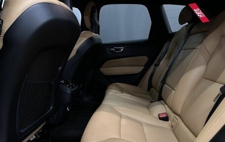 Volvo XC60 II, 2017 год, 2 989 999 рублей, 24 фотография