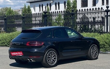 Porsche Macan I рестайлинг, 2017 год, 4 500 000 рублей, 9 фотография