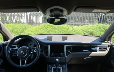 Porsche Macan I рестайлинг, 2017 год, 4 500 000 рублей, 19 фотография