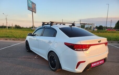 KIA Rio IV, 2017 год, 920 000 рублей, 4 фотография